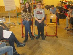 6 Anspiel zur sprachlosen Kommunikation